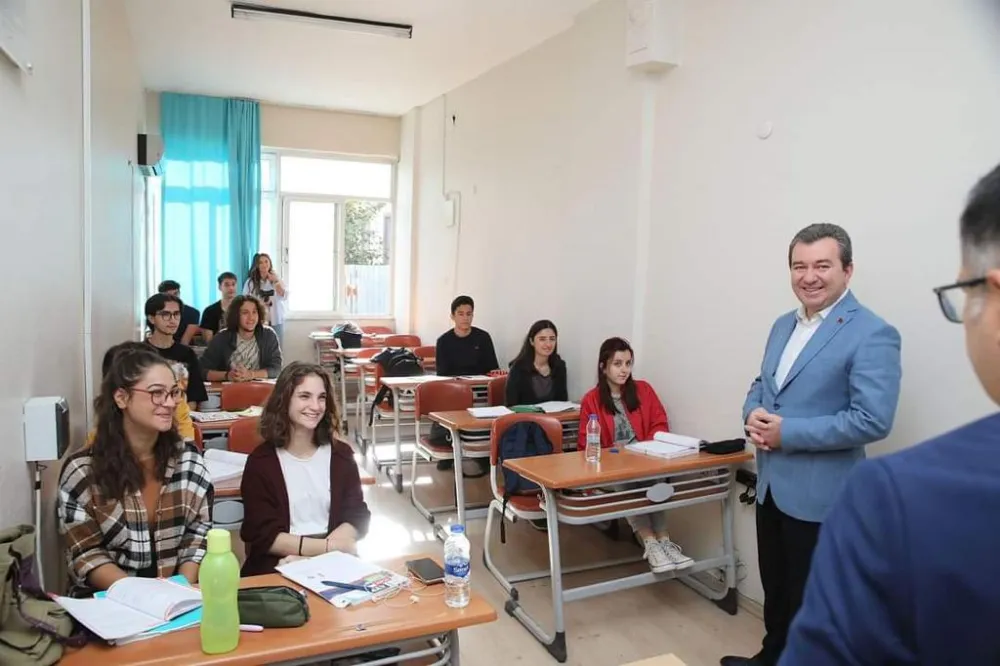  BERGAMA YAŞAM BOYU EĞİTİM MERKEZİ’NDE BİN ÖĞRENCİ EĞİTİM ALIYOR
