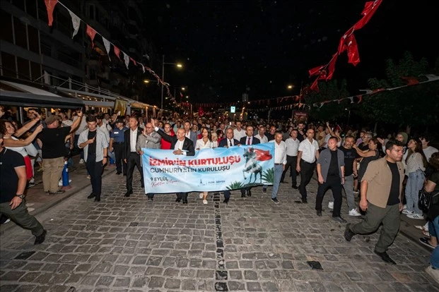​Soyer: “Son nefesimize kadar 9 Eylül’e İzmir’e sahip çıkacağız”