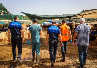 Buca’da kurban pazarlarında sıkı denetim