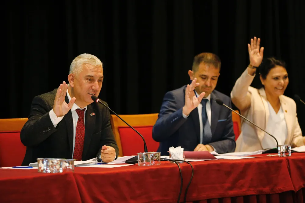 BERGAMA BELEDİYE MECLİSİ HAZİRAN TOPLANTISI GERÇEKLEŞTİ